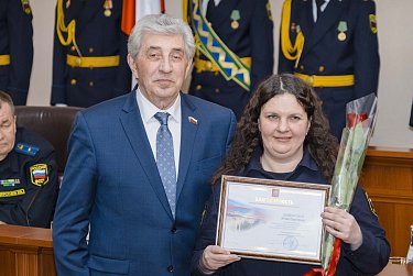 Судебные приставы пополнили бюджет области на 419 млн